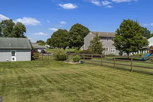 103 Sterling Dr, Perkasie, PA 18944 - Photo 31