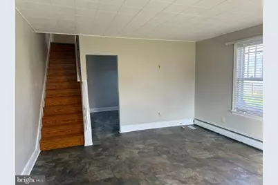 131 & 131 1/2 W King Street, Shippensburg, PA 17257 - Photo 5