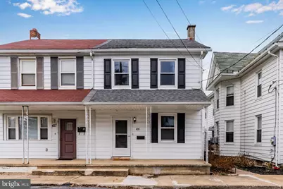 425 Fairview Ave, Enola, PA 17025 - Photo 1