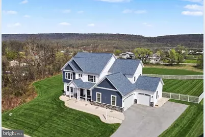 6390 Peregrine Way, Mechanicsburg, PA 17050 - Photo 1