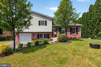 7 Lynn Avenue, Newburg, PA 17240 - Photo 1