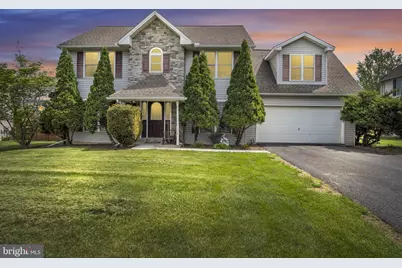 116 Westgate Drive, Mount Holly Springs, PA 17065 - Photo 1