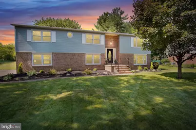 19 Hemlock Drive, Mechanicsburg, PA 17055 - Photo 1