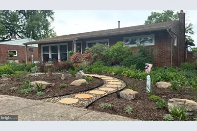 207 N 34th Street, Camp Hill, PA 17011 - Photo 1