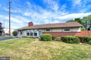 5200 Windsor Blvd, Mechanicsburg, PA 17055 - Photo 3