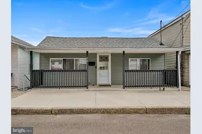 24 W Garibaldi Avenue, Nesquehoning, PA 18240 - Photo 1