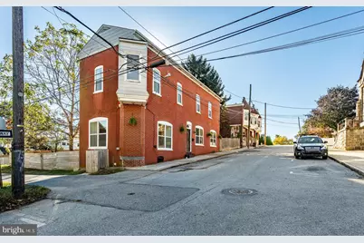 101 Chestnut Street, Parkesburg, PA 19365 - Photo 1