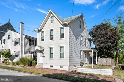 21 N Church Street, Spring City, PA 19475 - Photo 1