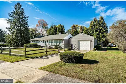 114 Manor Road, Paoli, PA 19301 - Photo 1