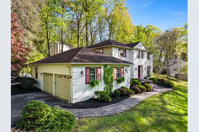 346 N Woodmont Drive, Downingtown, PA 19335 - Photo 1