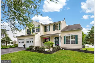 25 N Danbury Circle, Coatesville, PA 19320 - Photo 1