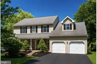 923 Chester Drive, Pottstown, PA 19465 - Photo 1