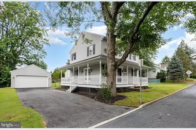 213 Redwood Street, Harrisburg, PA 17109 - Photo 1