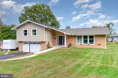 729 Hilltop Lane, Hershey, PA 17033 - Photo 1