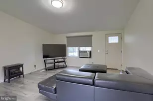 292 Dallas Dr, Grantville, PA 17028 - Photo 9