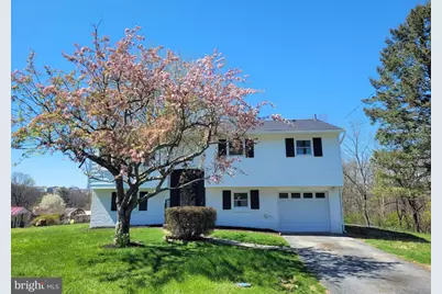 490 Sue Drive, Hummelstown, PA 17036 - Photo 1