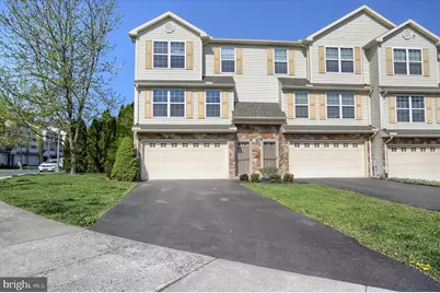 154 Mapleton Boulevard, Harrisburg, PA 17112 - Photo 1