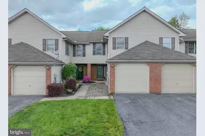 886 Woodridge Drive, Middletown, PA 17057 - Photo 1