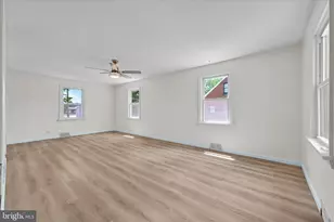 3937 Walnut St, Harrisburg, PA 17109 - Photo 7
