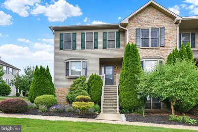 925 Woodridge Drive, Middletown, PA 17057 - Photo 1