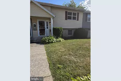 2082 Lexington Avenue, Middletown, PA 17057 - Photo 1