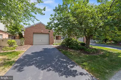 89 Cambridge Drive, Hershey, PA 17033 - Photo 1