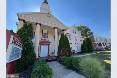 910 Highland Avenue, Chester, PA 19013 - Photo 1