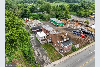 816 Upland Avenue, Chester, PA 19013 - Photo 1