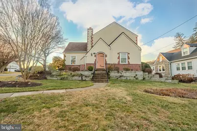 101 W Hillcrest Avenue, Havertown, PA 19083 - Photo 1