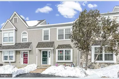 708 Heather Ln, Aston, PA 19014 - Photo 1