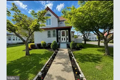 2047 Walnut Street, Holmes, PA 19043 - Photo 1