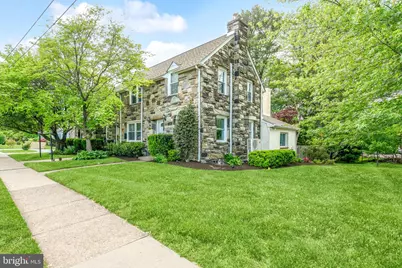 212 E Woodland Avenue, Springfield, PA 19064 - Photo 1