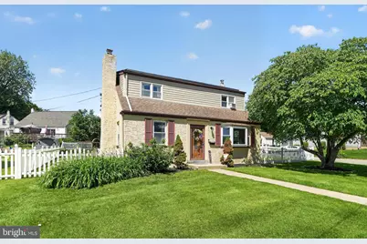 718 Pearl Avenue, Morton, PA 19070 - Photo 1