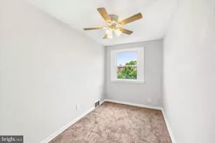 2052 Heather Rd, Folcroft, PA 19032 - Photo 11