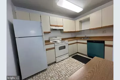 842 Putnam Blvd, Wallingford, PA 19086 - Photo 1