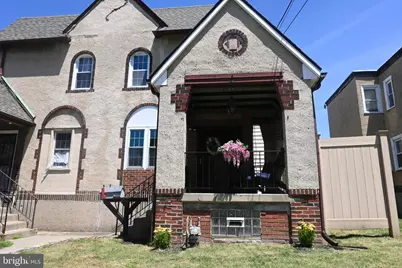 281 N Wycombe Avenue, Lansdowne, PA 19050 - Photo 1