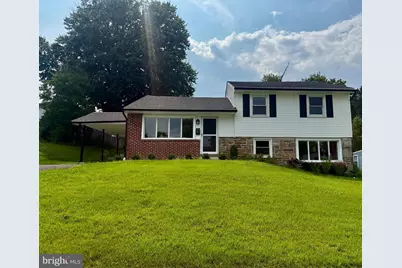 41 Dorset Drive, Broomall, PA 19008 - Photo 1