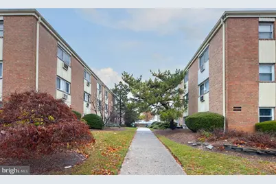 8115 W Chester Pike #B-5E, Upper Darby, PA 19082 - Photo 1