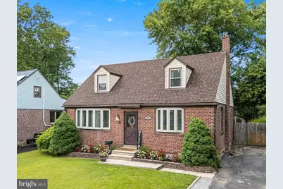 321 E Rively Avenue, Aldan, PA 19018 - Photo 1