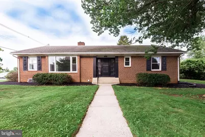 412 S Seventh Street, Chambersburg, PA 17201 - Photo 1