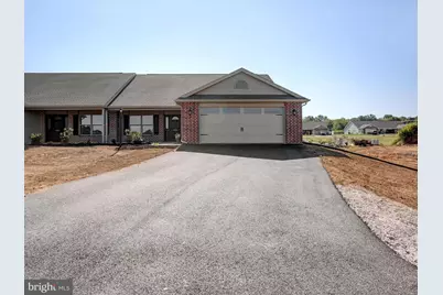 828 Shadyside Drive, Chambersburg, PA 17202 - Photo 1