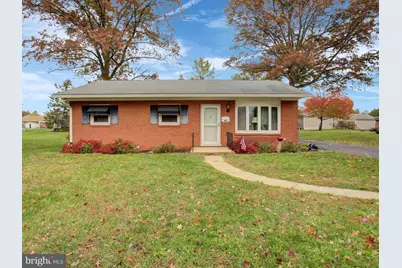81 Laurel Avenue Avenue, Chambersburg, PA 17201 - Photo 1