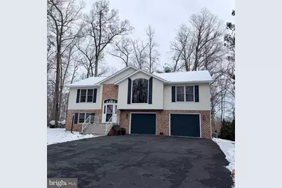 6071 Greenbriar Court, Fayetteville, PA 17222 - Photo 1