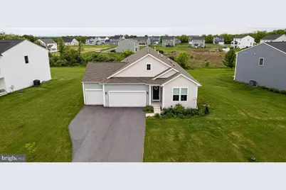 2098 Mandarin Drive, Chambersburg, PA 17202 - Photo 1
