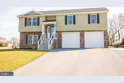10193 Cardinal Drive, Orrstown, PA 17244 - Photo 1