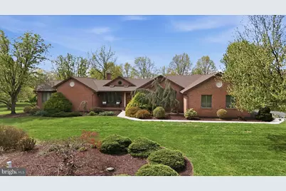 456 Lindman Drive, Chambersburg, PA 17202 - Photo 1