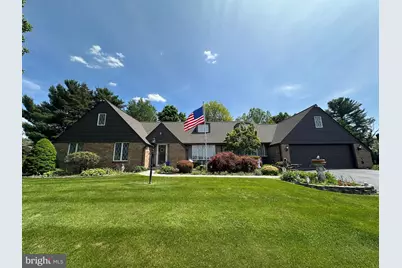 11460 E Park Circle, Waynesboro, PA 17268 - Photo 1