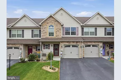 425 Tritle Avenue, Waynesboro, PA 17268 - Photo 1