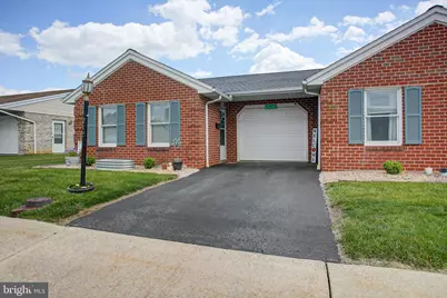 712 Marden Avenue N, Shippensburg, PA 17257 - Photo 1