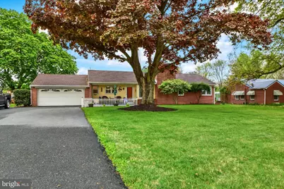 2248 Philadelphia Avenue, Chambersburg, PA 17201 - Photo 1